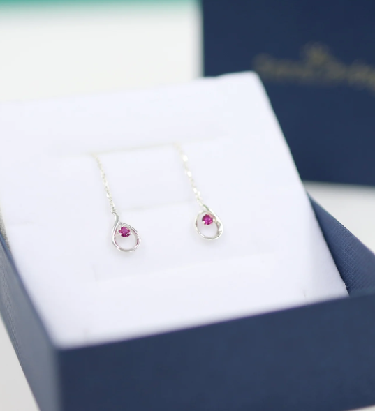 王女の涙 sv925ピアス ルビー