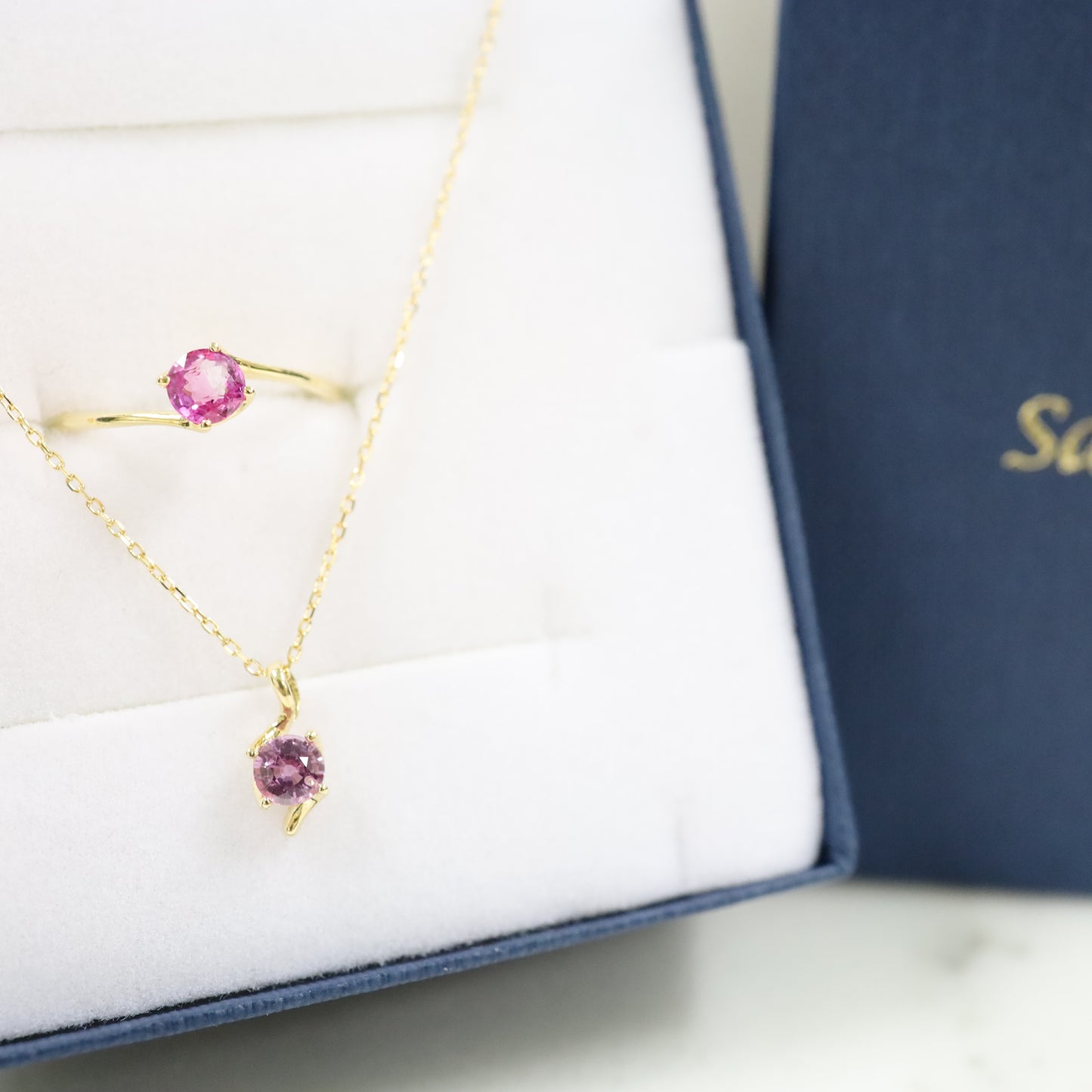 ブルーム K18リング ピンクサファイア